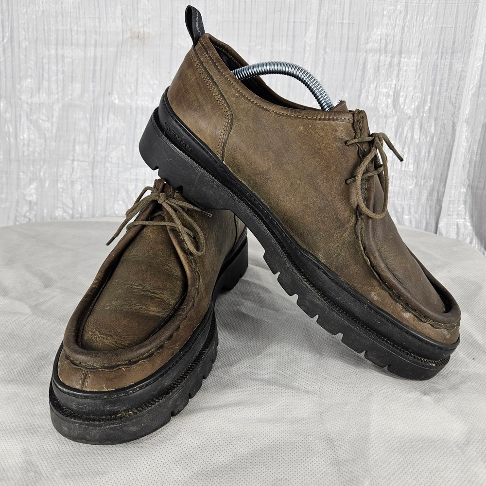 Kleman All Weather Men's 44 / 10.5 Apron-Toe Leather Lug Sole Chukka Derby Shoes